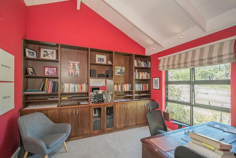 4 Bedroom Property for Sale in Tarragona Western Cape